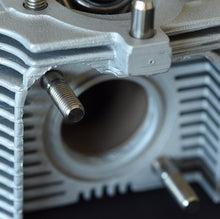 Load image into Gallery viewer, Porsche 996 GT3/GT3RS titanium and Inconel exhaust stud kit