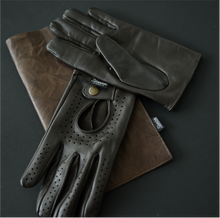 Load image into Gallery viewer, Lambskin Napa leather driving gloves