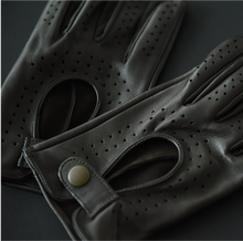 Load image into Gallery viewer, Lambskin Napa leather driving gloves