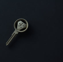 Load image into Gallery viewer, CNC machined ignition key for Range Rover Classic
